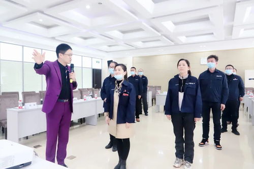 做好電力先行官,架起禮儀連心橋 華平生教授受邀重慶順泰鐵塔集團管理層培訓